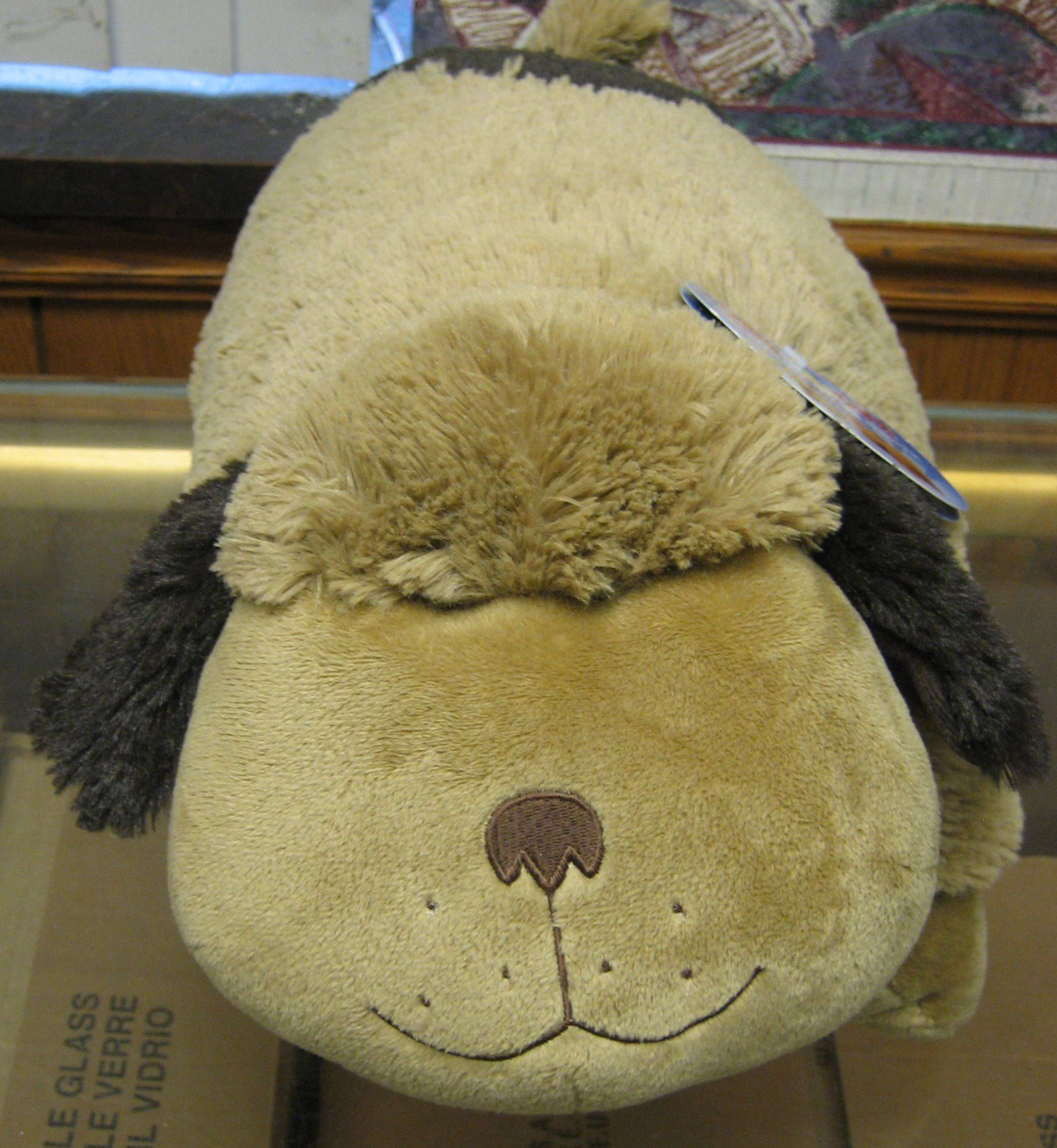 pillow pet brown dog